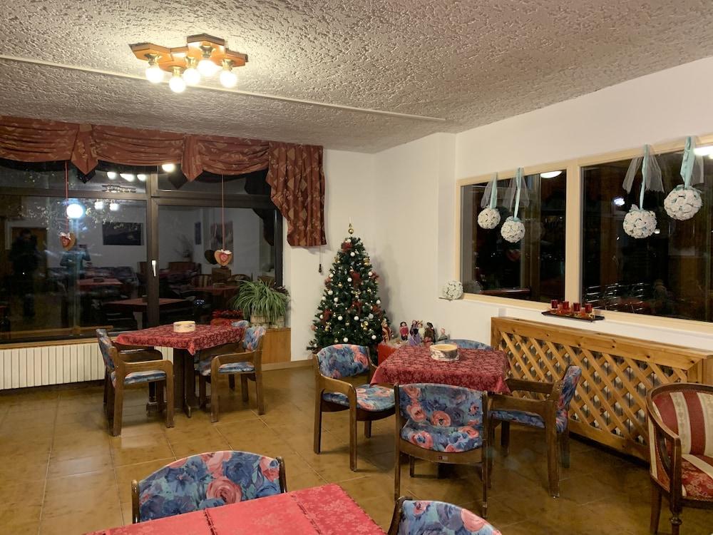 Hotel Sancamillo Dimaro Exteriör bild