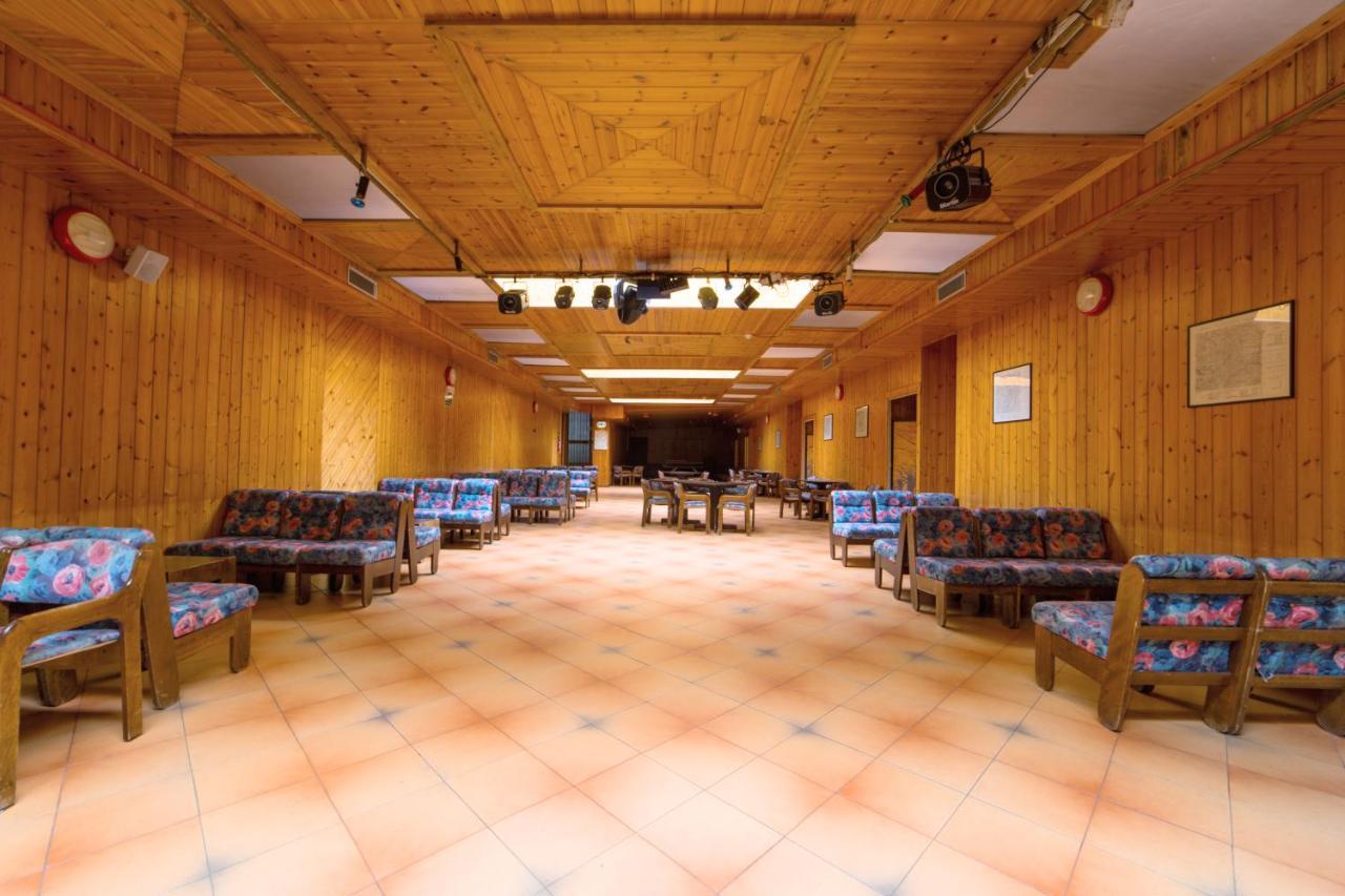 Hotel Sancamillo Dimaro Exteriör bild