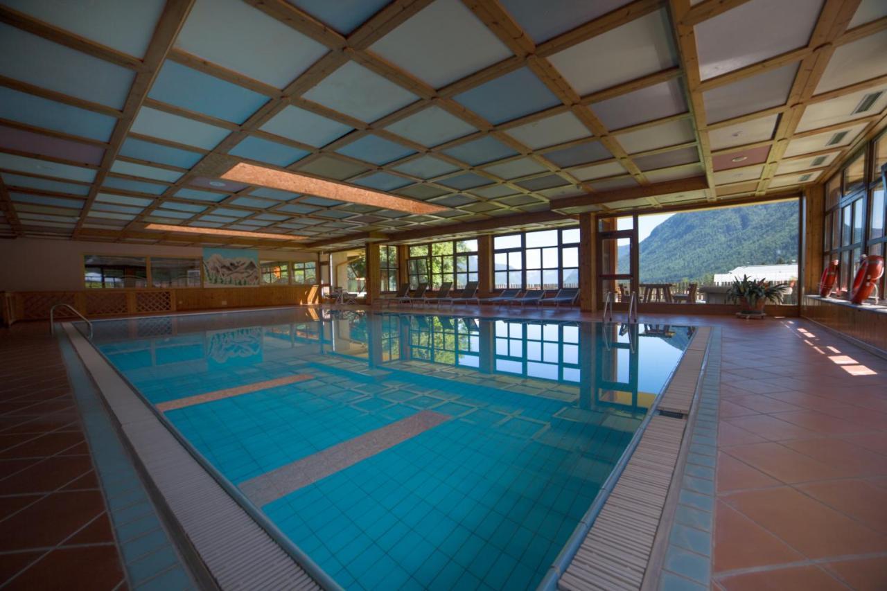 Hotel Sancamillo Dimaro Exteriör bild