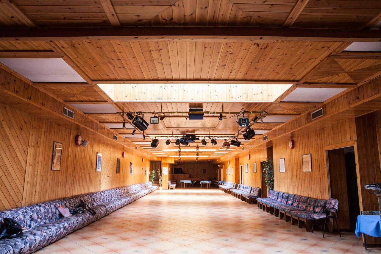 Hotel Sancamillo Dimaro Exteriör bild